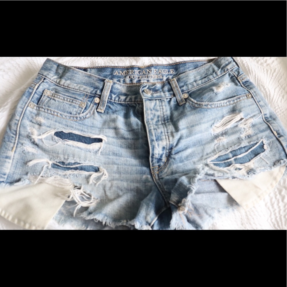 AEO Festival Hi Rise Jean Shorts